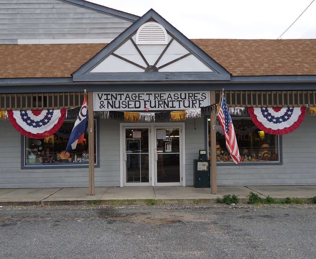 Vintage Treasures and Nused Furniture | 13862 H G Trueman Rd B, Solomons, MD 20688, USA | Phone: (410) 231-2200