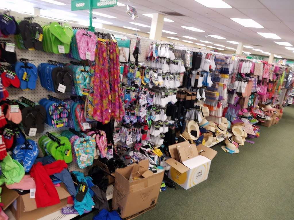 Dollar Tree | 15503 E Mississippi Ave, Aurora, CO 80017 | Phone: (303) 749-1202