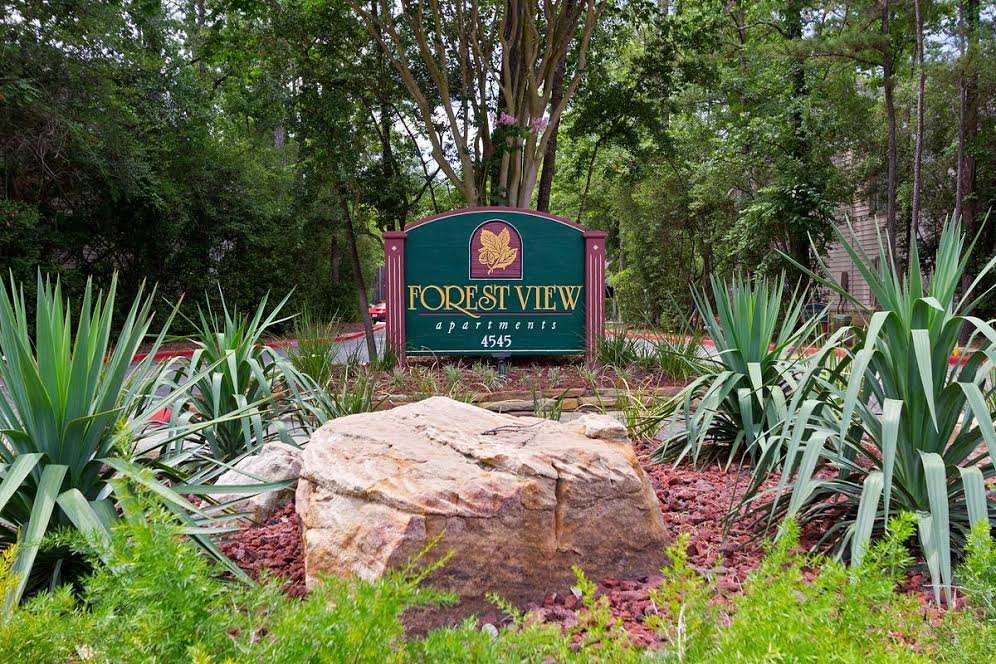 Forest View Apartments | 4545 S Panther Creek Dr, The Woodlands, TX 77381, USA | Phone: (281) 367-1775