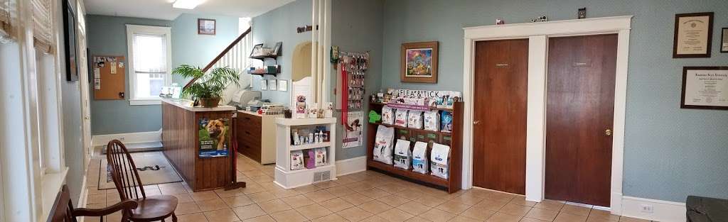 Central Valley Veterinary Hospital | 414 W King St, Shippensburg, PA 17257, USA | Phone: (717) 530-1060