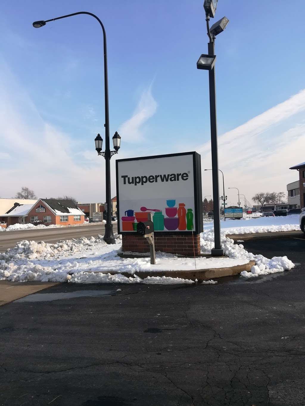 Tupperware Studio | Addison, IL 60101, USA