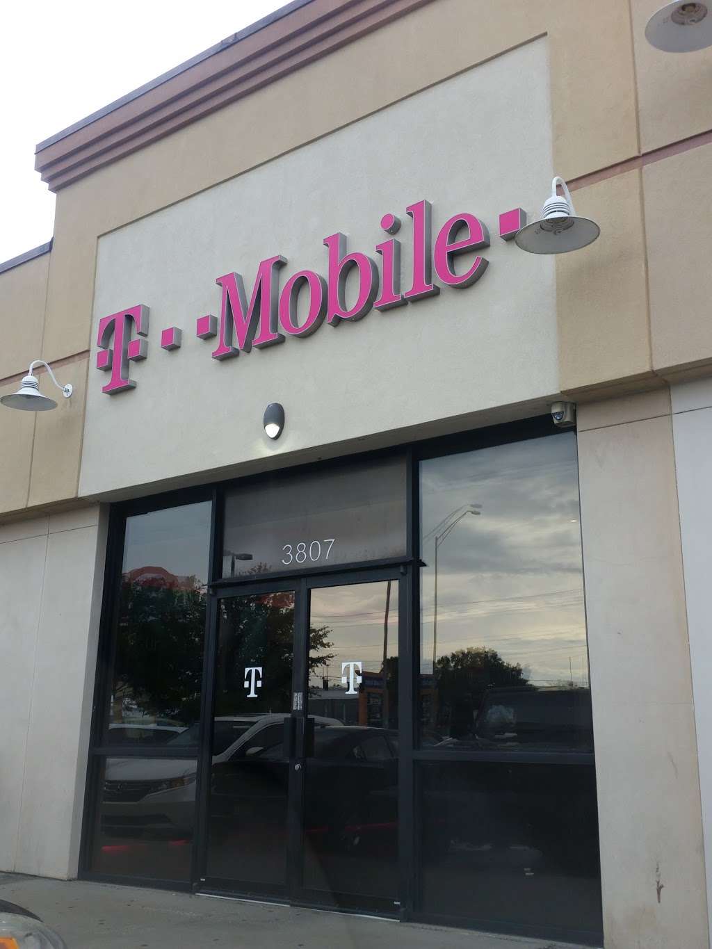 T-Mobile | 3807 US Hwy 98 N, Lakeland, FL 33809 | Phone: (863) 816-2937