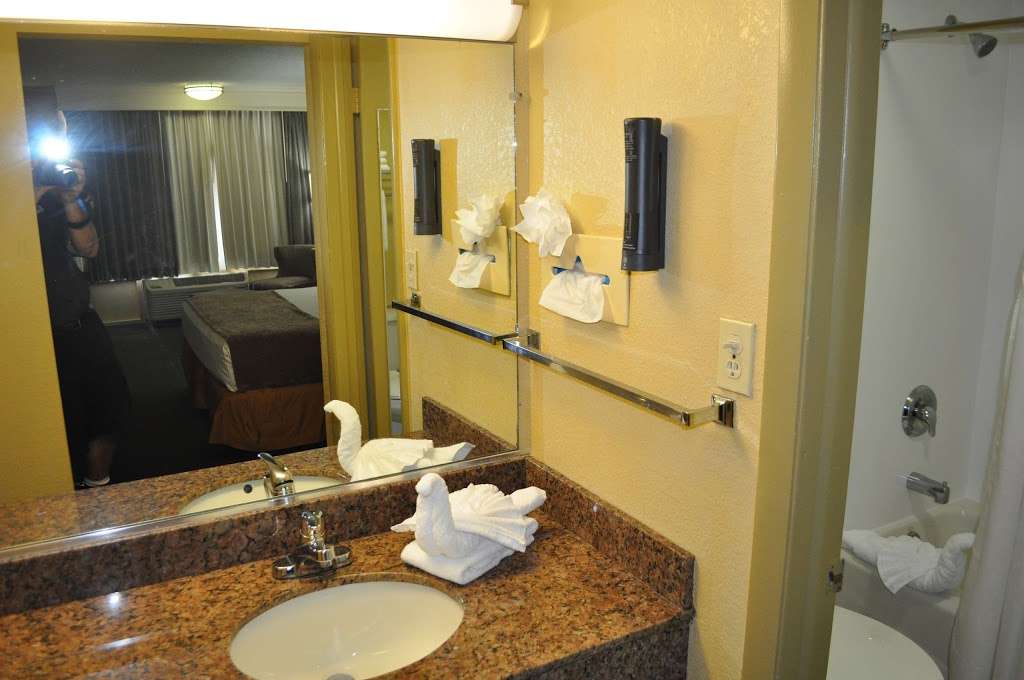 Best Western Cocoa Inn | 4225 W King St, Cocoa, FL 32926, USA | Phone: (321) 632-1065