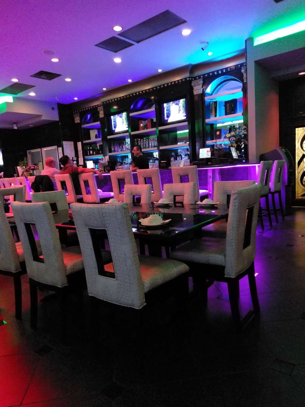 Vibe Lounge | 6968 Wilcrest Dr, Houston, TX 77072 | Phone: (281) 575-0440