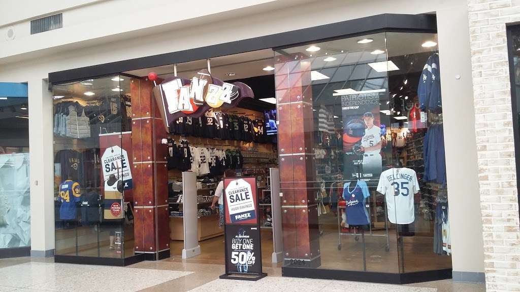 Fanzz Sports Apparel - West Cali | 2024 Westminster Mall, Westminster, CA 92683, USA | Phone: (714) 890-4036