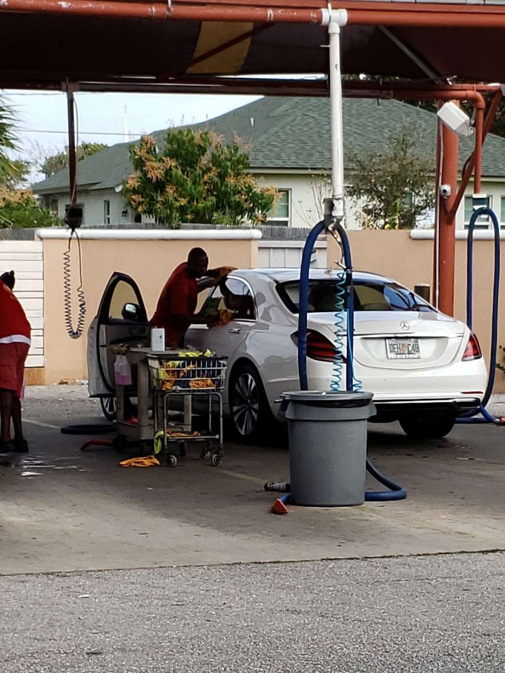 City Car Wash | 921 Palm Beach Lakes Blvd, West Palm Beach, FL 33401 | Phone: (561) 355-1000