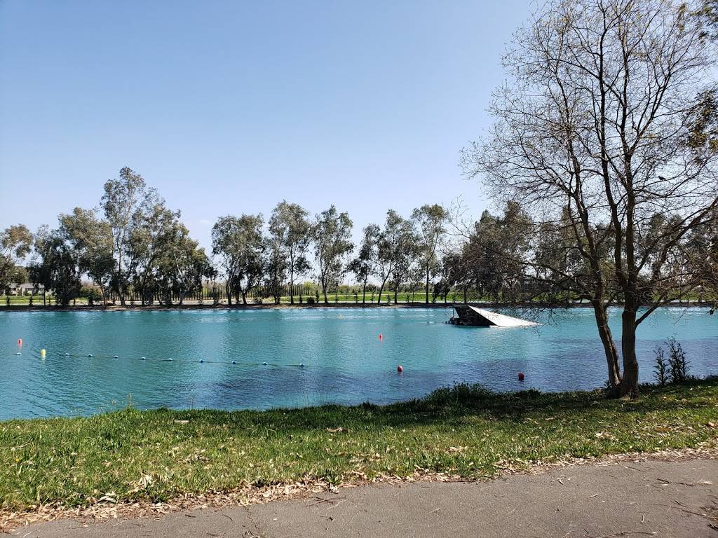 Bell Acqua Lake Waterski School | 930 E St, Rio Linda, CA 95673 | Phone: (916) 915-3108