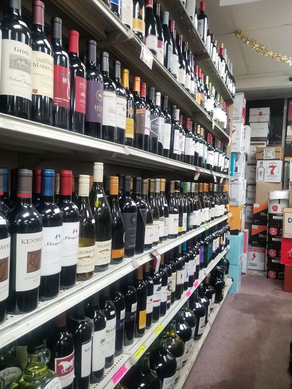 Jerusalem Plaza Liquor | 438 Jerusalem Ave, Hicksville, NY 11801 | Phone: (516) 681-5190