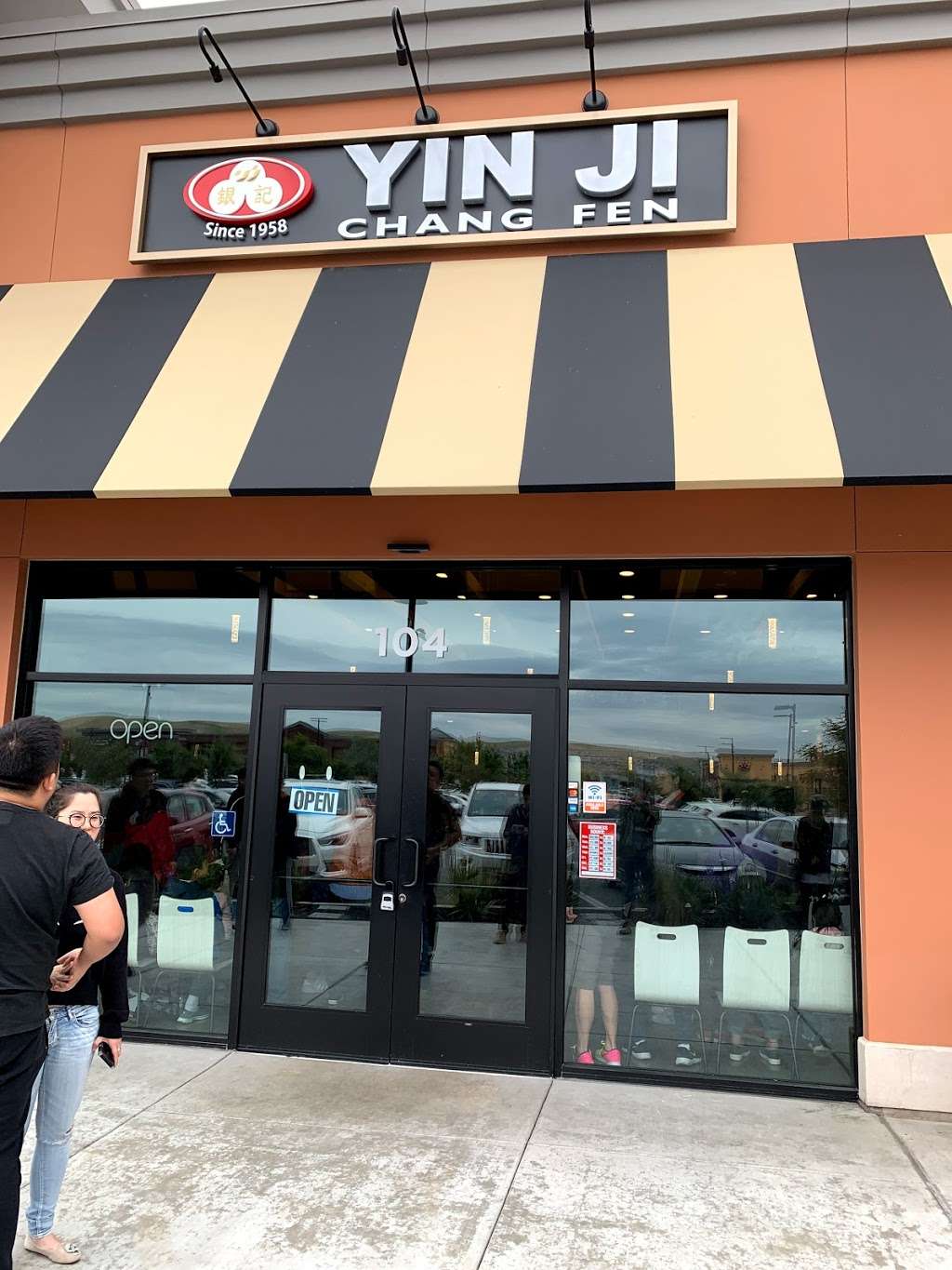 Yin Ji Chang Fen | 2693 Stoneridge Dr #104, Pleasanton, CA 94588, USA | Phone: (925) 425-9067