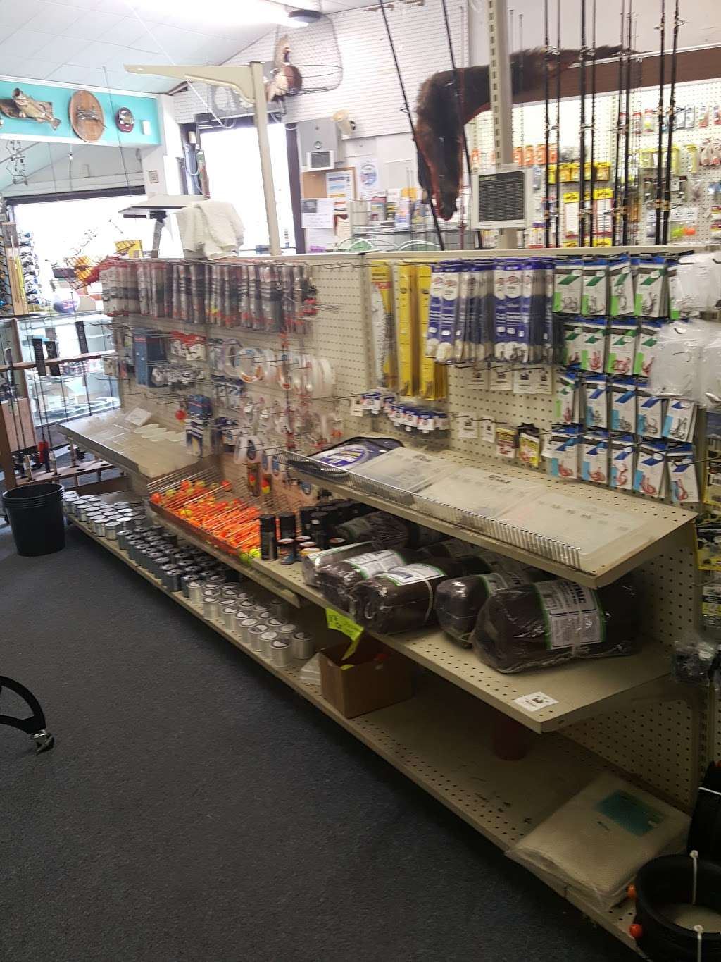 Fishbones Bait & Tackle | 4729 Mountain Rd, Pasadena, MD 21122, USA | Phone: (410) 360-0573