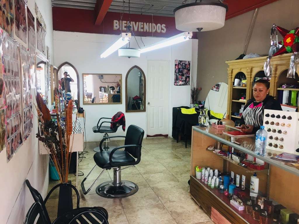 Peluquería Jaqueline | Francisco y Madero 221, Divina Rovidencia, 22525 Tijuana, B.C., Mexico | Phone: 664 281 4748