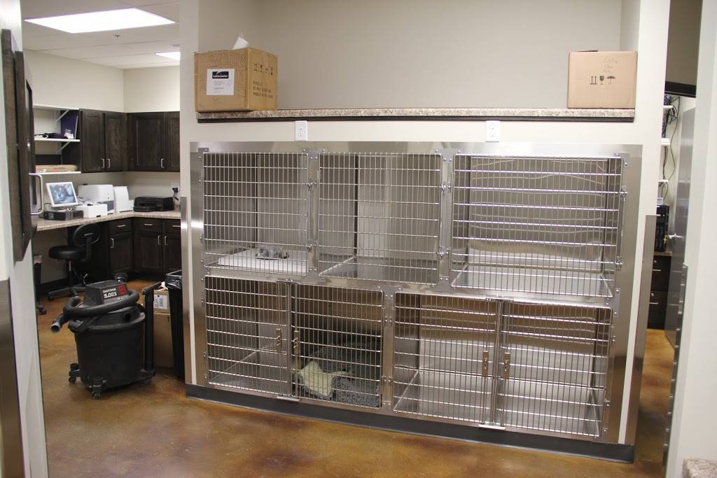 Edmond East Animal Hospital | 5825 E Covell Rd, Edmond, OK 73034, USA | Phone: (405) 701-9000