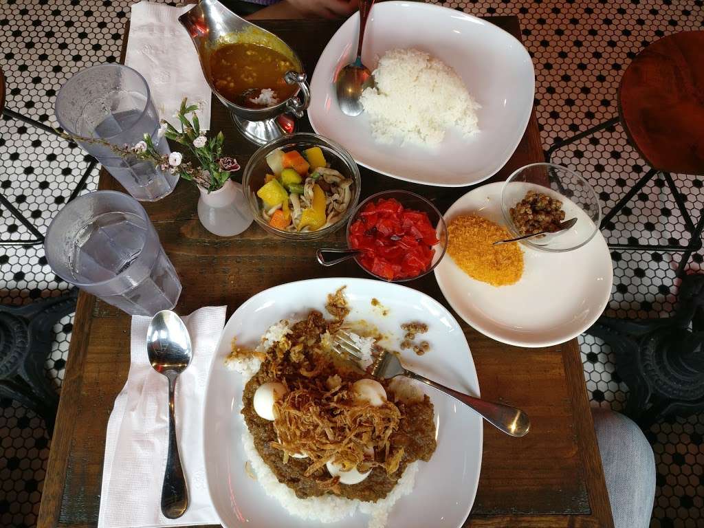 Curry-Ya Uptown - restaurant  | Photo 4 of 10 | Address: 1467 Amsterdam Ave, New York, NY 10027, USA | Phone: (646) 861-3833