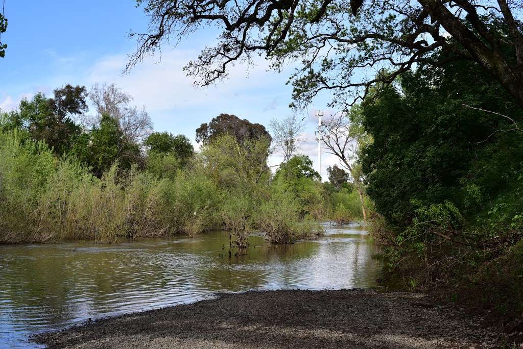 Winters Putah Creek Nature Park | 201 Railroad Ave, Winters, CA 95694, USA