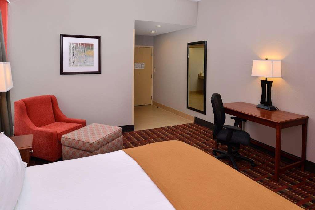 Holiday Inn Express Crestwood | 13330 S Cicero Ave, Crestwood, IL 60418, USA | Phone: (708) 597-3330