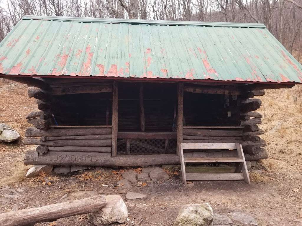 Lehigh shelter (AT) | Slatington, PA 18080