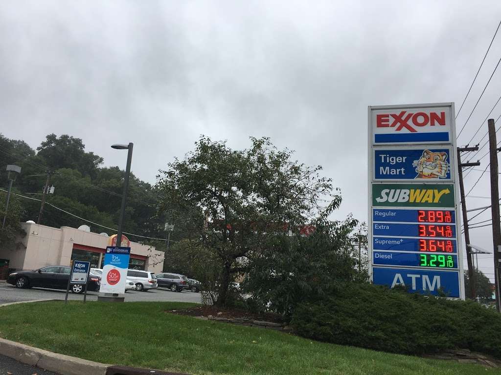 Exxon | 478 River Rd, Edgewater, NJ 07020, USA | Phone: (201) 313-5323