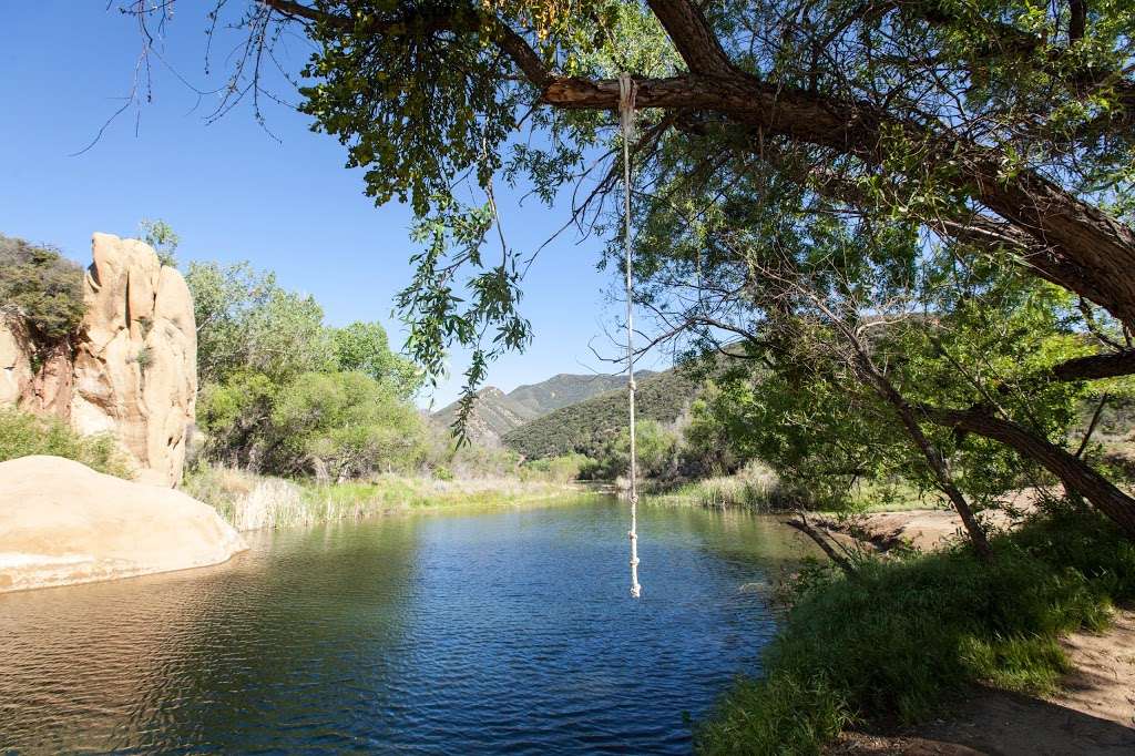 Piedra Blanca Trailhead | Rose Valley Rd, Ojai, CA 93023, USA | Phone: (661) 245-3731