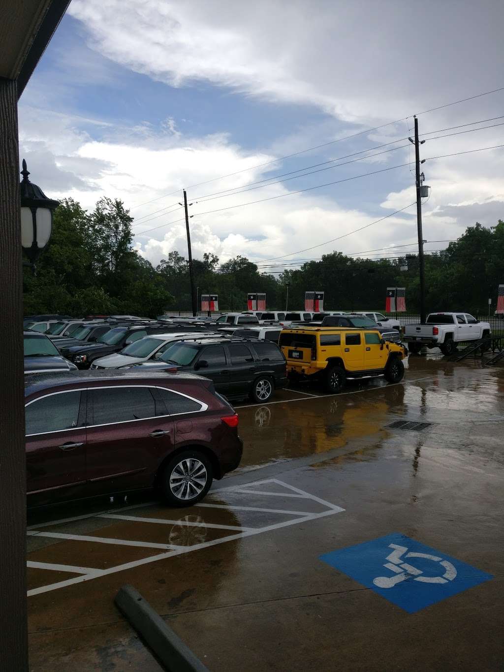 Loan Star Motors 5547 Farm to Market 1960 Road East, Humble, TX 77338