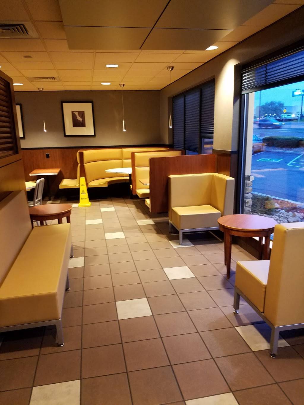 McDonalds | 8120 Voyager Pkwy, Colorado Springs, CO 80920, USA | Phone: (719) 593-0511