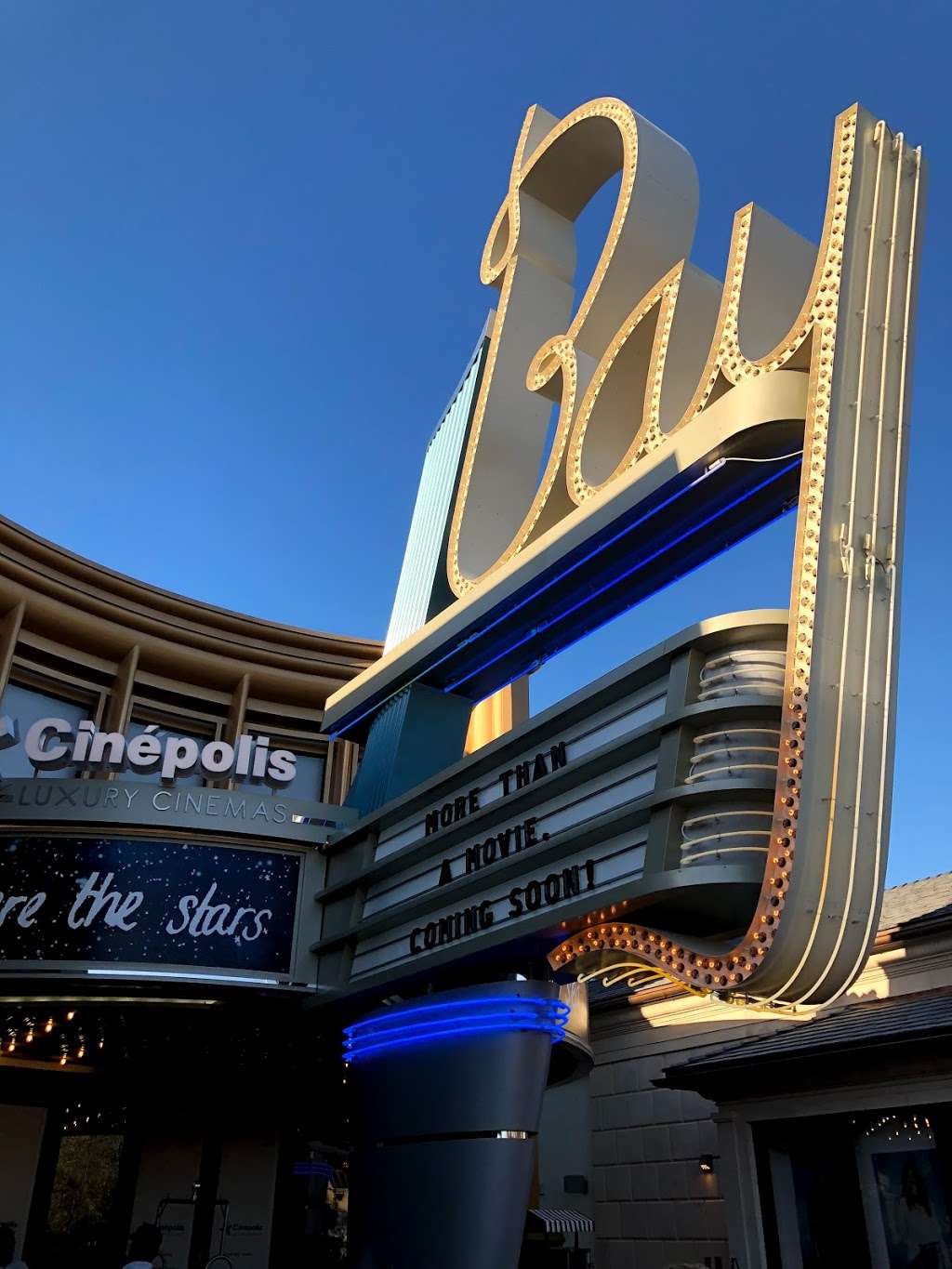 The Bay Theatre by Cinépolis Luxury Cinemas | 1035 N Swarthmore Ave, Pacific Palisades, CA 90272, USA | Phone: (310) 230-1457