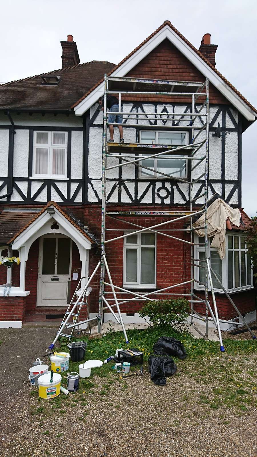 M&O carpenter decorator | 28willow road, New Malden KT3 3RS, UK | Phone: 07956 169601