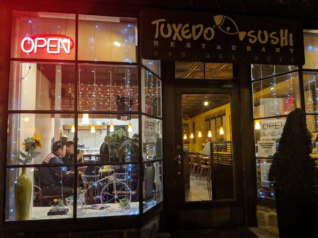 Tuxedo Sushi | 233 NY-17, Tuxedo Park, NY 10987 | Phone: (845) 351-3211