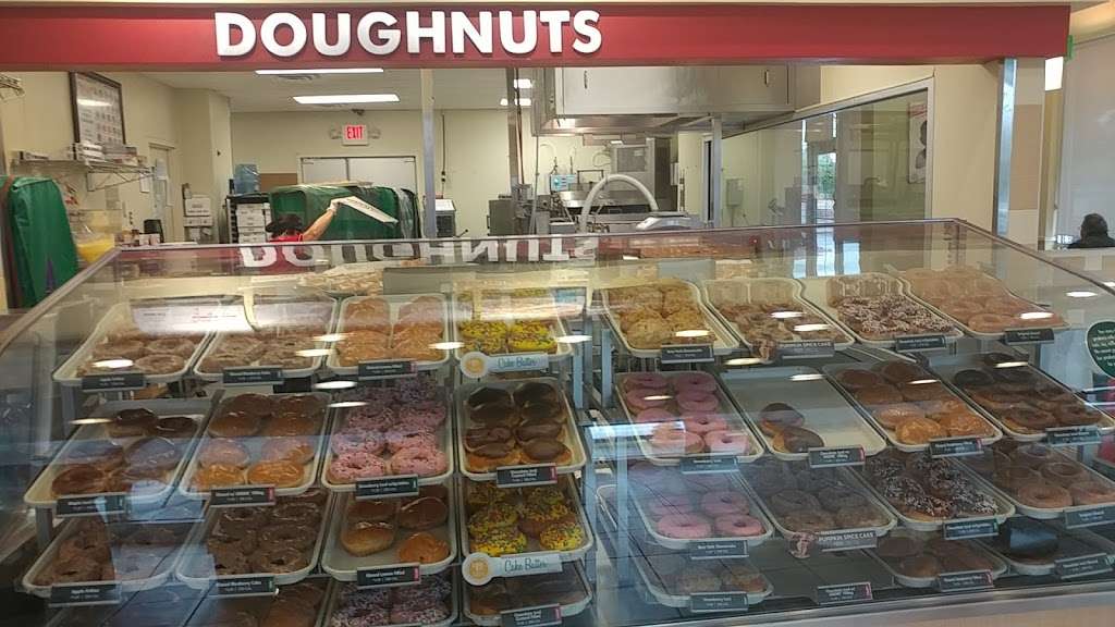 Krispy Kreme | 9301 E Independence Blvd, Matthews, NC 28105, USA | Phone: (704) 849-2331