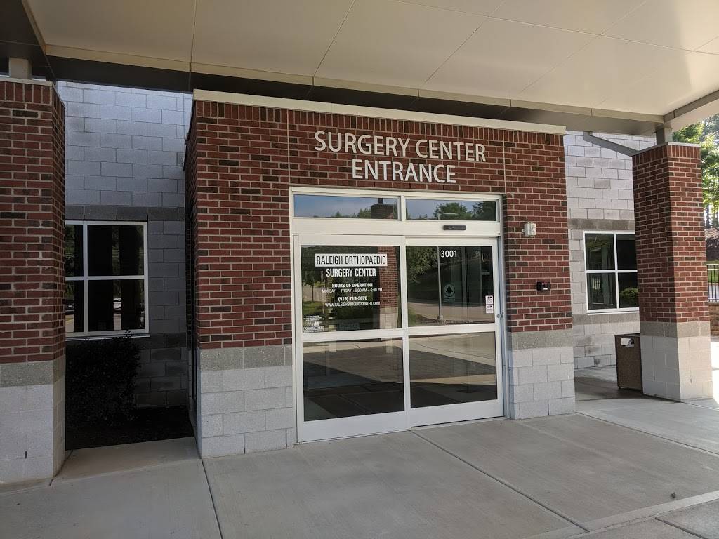 Raleigh Orthopaedic Surgery Center | 3001 Edwards Mill Rd, Raleigh, NC 27612, USA | Phone: (919) 719-3070