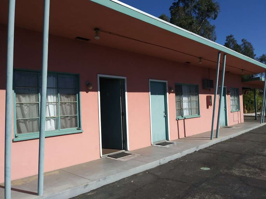 New Star Motel | 13810 Old 215 Frontage Road, Historical 395 Route, Moreno Valley, CA 92553, USA | Phone: (951) 653-3649