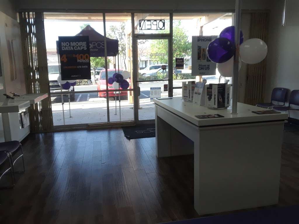 Metro by T-Mobile | 19042 La Puente Rd, West Covina, CA 91792, USA | Phone: (626) 965-0555