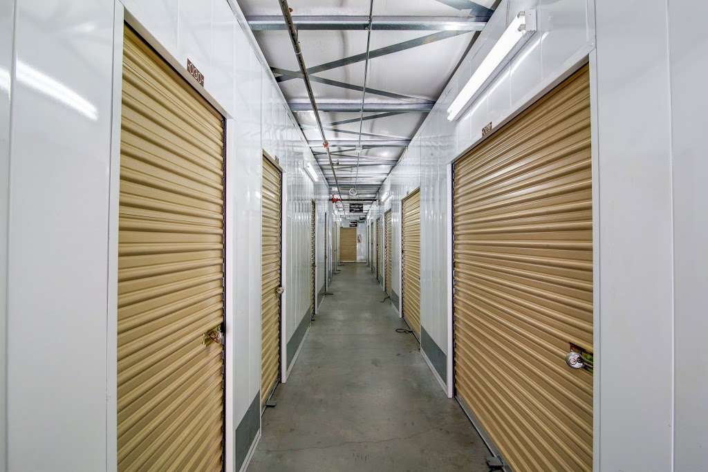 StaxUP Storage - San Marcos | 458 E Mission Rd, San Marcos, CA 92069 | Phone: (760) 428-2284