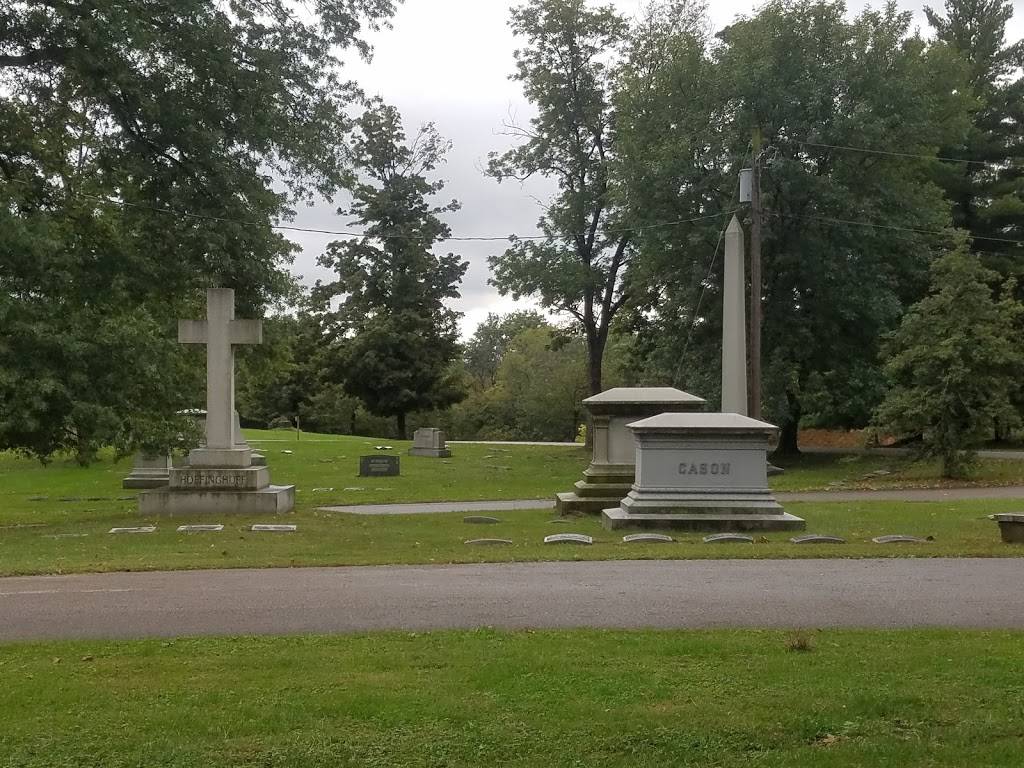 Highland Cemetery | 2167 Dixie Hwy, Fort Mitchell, KY 41017, USA | Phone: (859) 331-3220