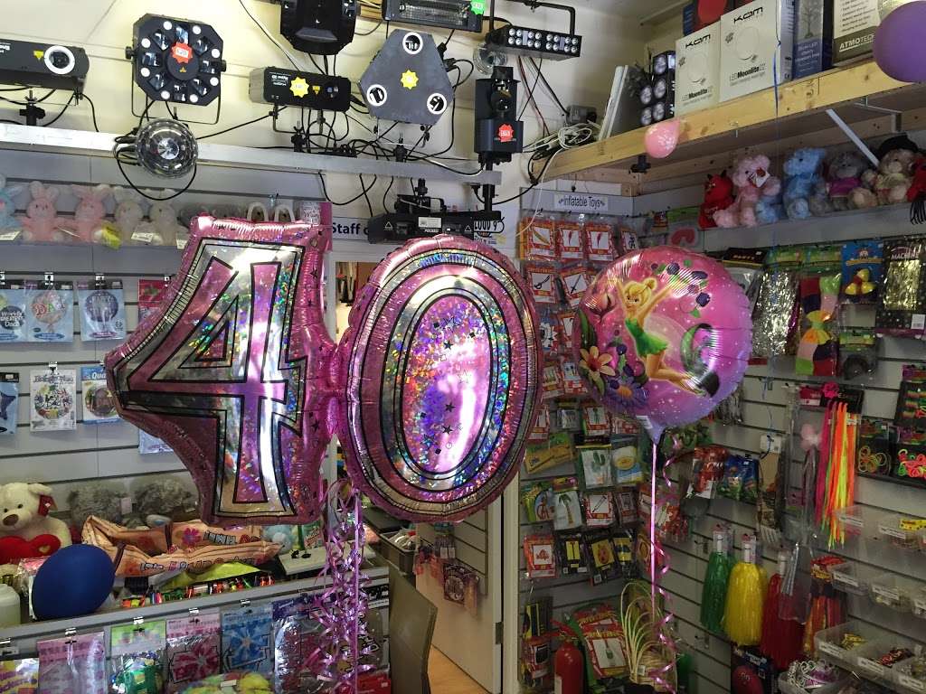 Cloud 9 Balloons & Party Supplies | Unit D, Bridgeworks, Little Hallingbury CM22 7RP, UK | Phone: 07973 189917