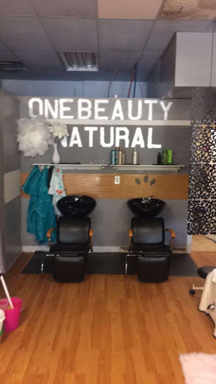 One Beauty Natural Beauty Natural Hair & Spa | 7845 Michigan Rd, Indianapolis, IN 46268 | Phone: (317) 496-0840