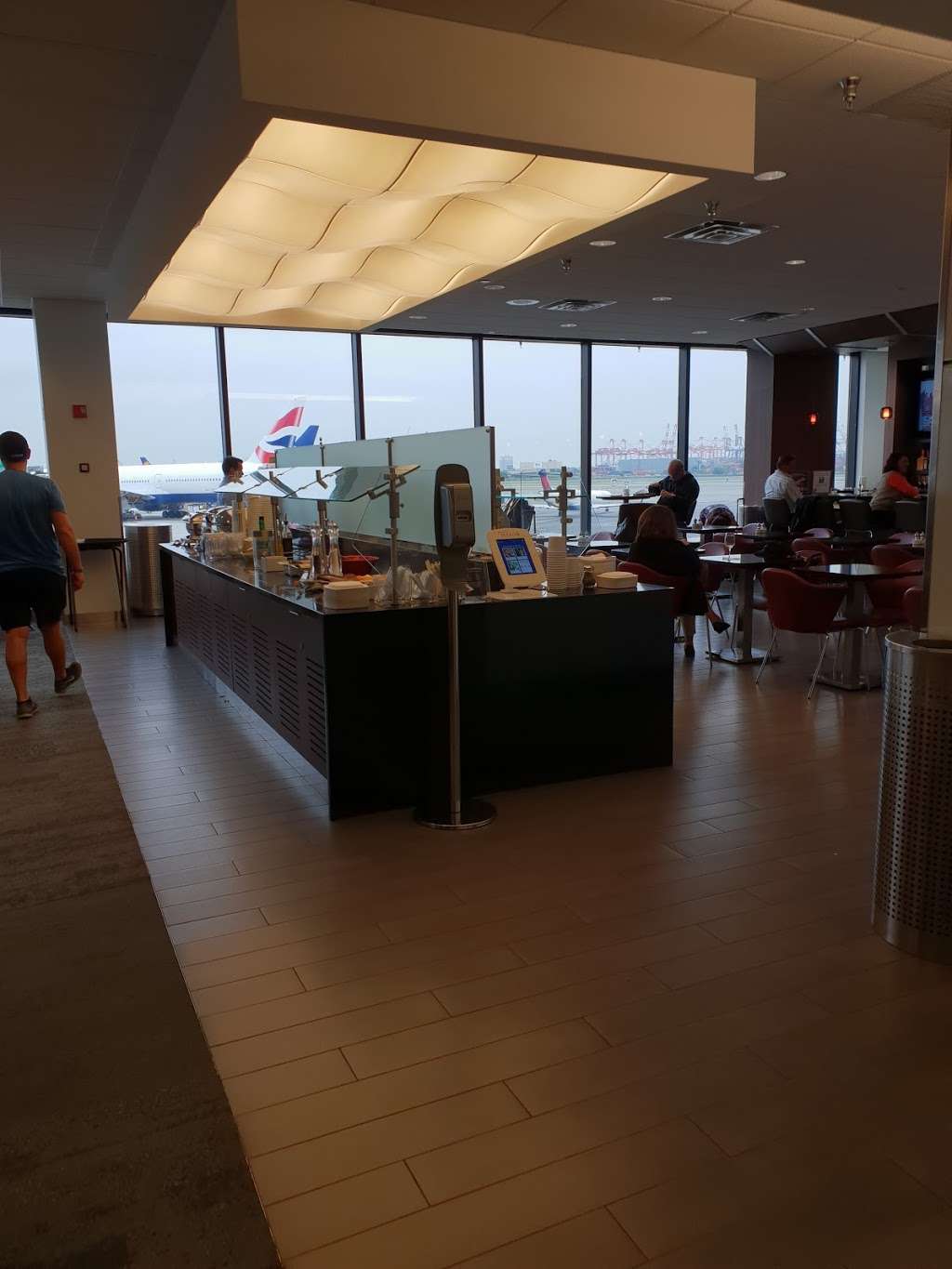 Delta Sky Club | Newark, NJ 07114, USA