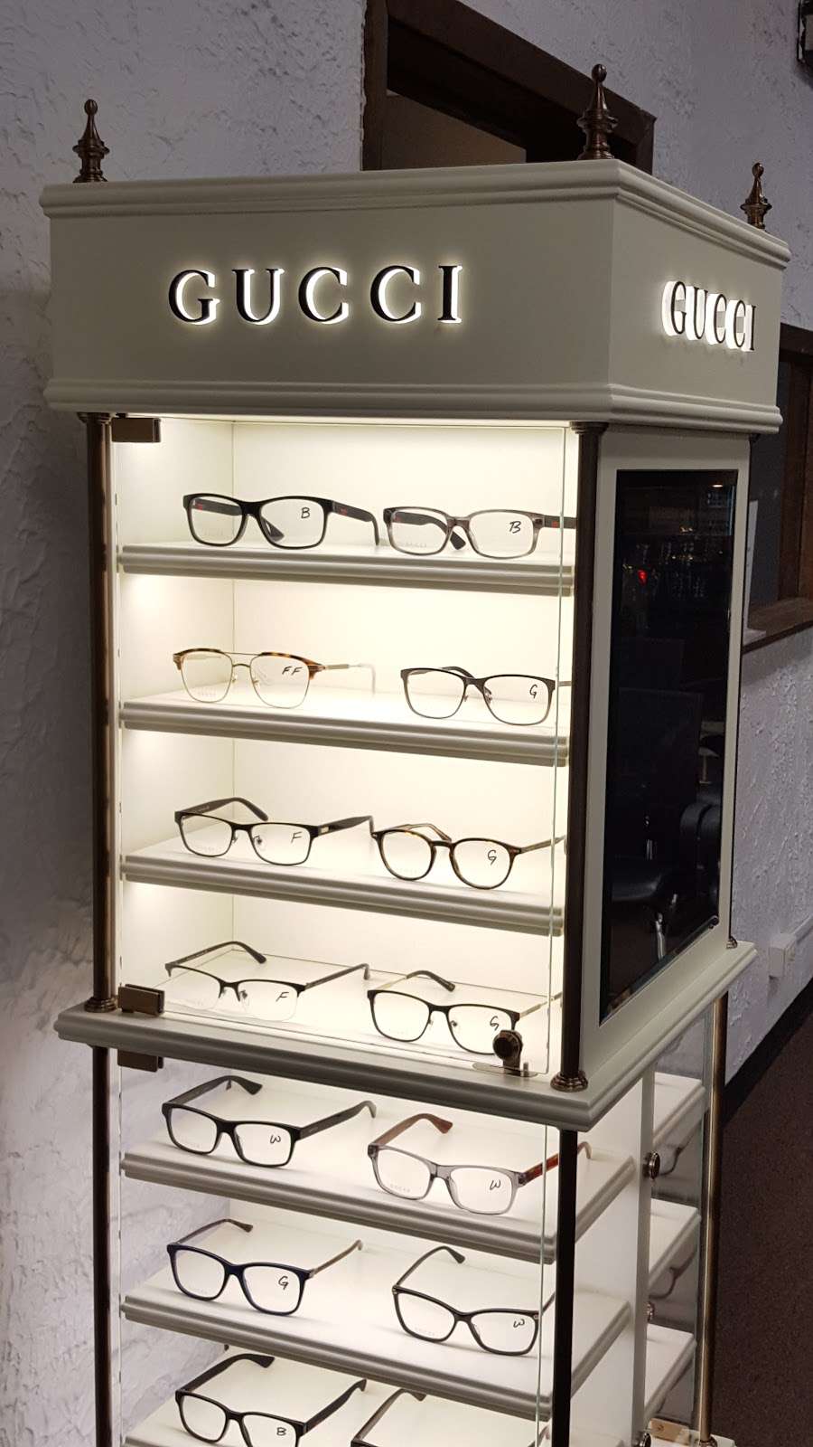 Miami Optical | 3125 S Ashland Ave, Chicago, IL 60608, USA | Phone: (773) 890-1100