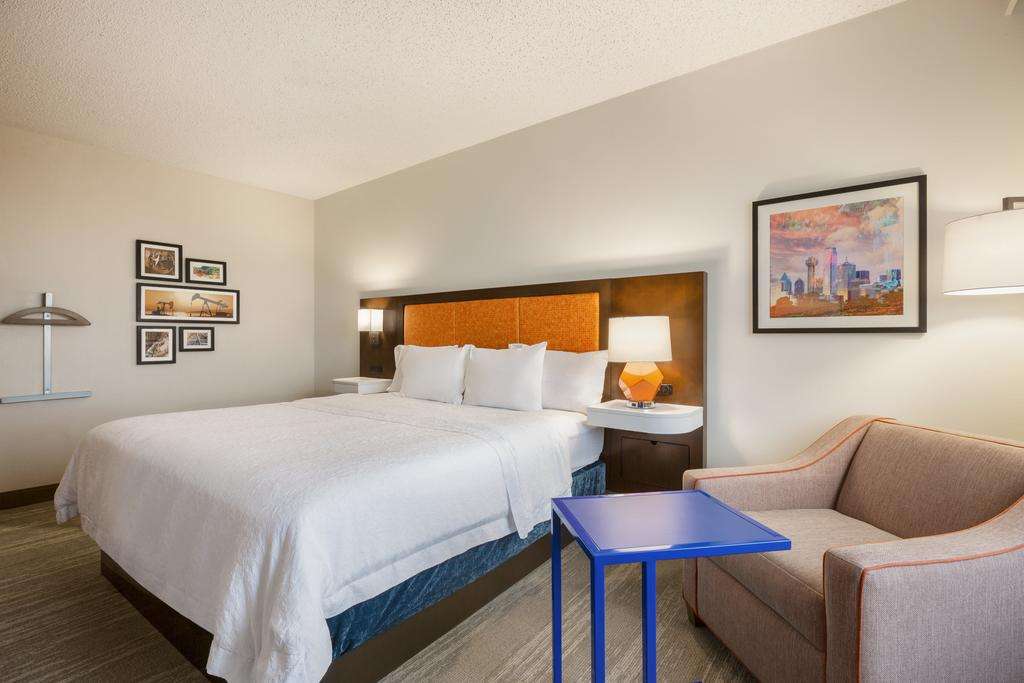 Hampton Inn & Suites Dallas-Mesquite | 1700 Rodeo Dr, Mesquite, TX 75149, USA | Phone: (972) 329-3100