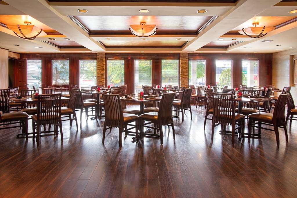 Stoney Brook Grille | 1285 us state route 28, Branchburg, NJ 08876, USA | Phone: (908) 725-0011