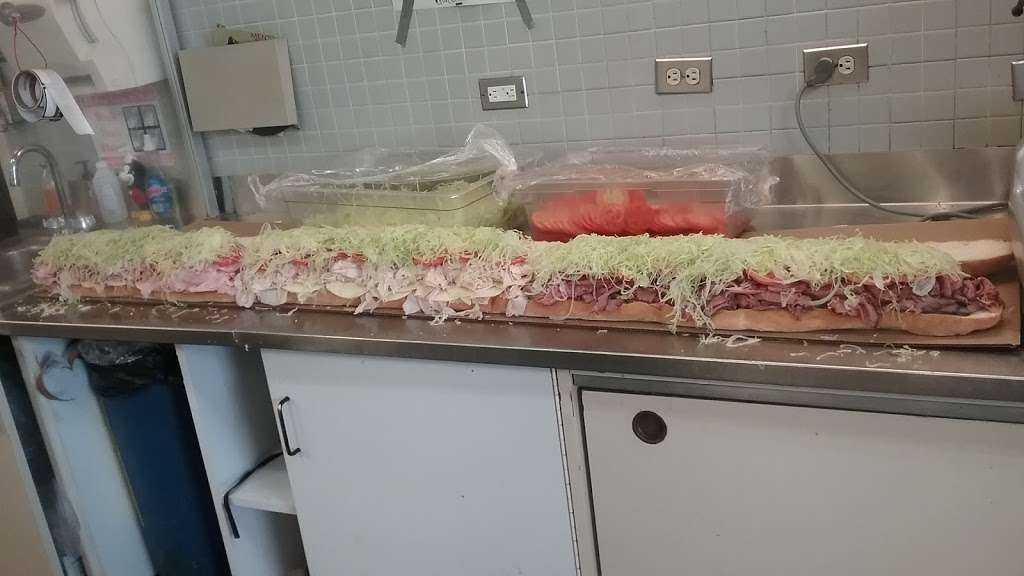Lucky7 Deli | 408 NJ-70, Lakehurst, NJ 08733, USA | Phone: (732) 657-3100