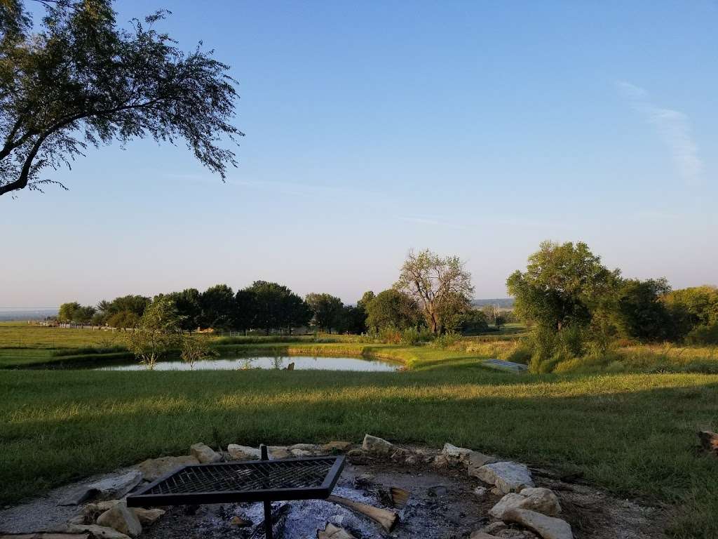 Hoot Owl Hill | 30750 Osawatomie Rd, Paola, KS 66071, USA | Phone: (913) 271-7451