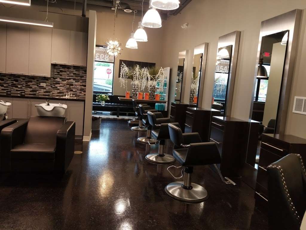 M Salon Bloomingdale | 442 West Army Trail Road, Bloomingdale, IL 60108, USA | Phone: (630) 893-4543