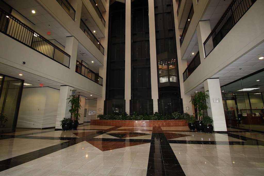 Boxer Property - Wells Fargo Bank Office Building | 12941 North Fwy, Houston, TX 77060, USA | Phone: (713) 777-7368