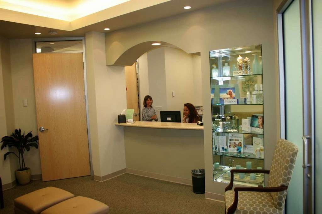 Daryl K. Hoffman, MD | 805 El Camino Real Suite A, Palo Alto, CA 94301 | Phone: (650) 325-1118