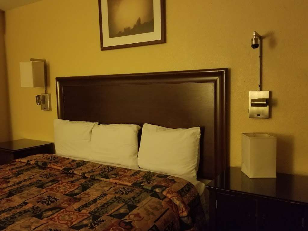 Travel Inn and Suites | 17607 Eastex Freeway Service Rd, Humble, TX 77396, USA | Phone: (346) 616-5111