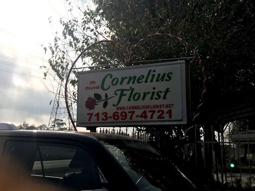 Cornelius Florist | 10205 W Hardy Rd, Houston, TX 77076, USA | Phone: (713) 697-4721