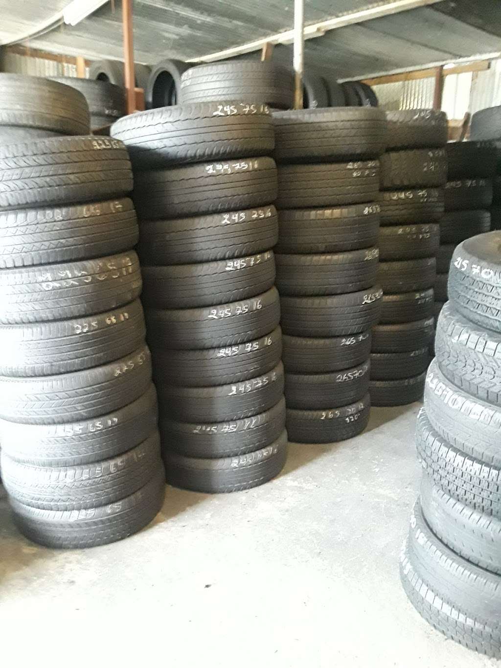 JYC Tire Shop New and Used Tires | 11555 Cullen Blvd, Houston, TX 77047, USA | Phone: (281) 616-1179