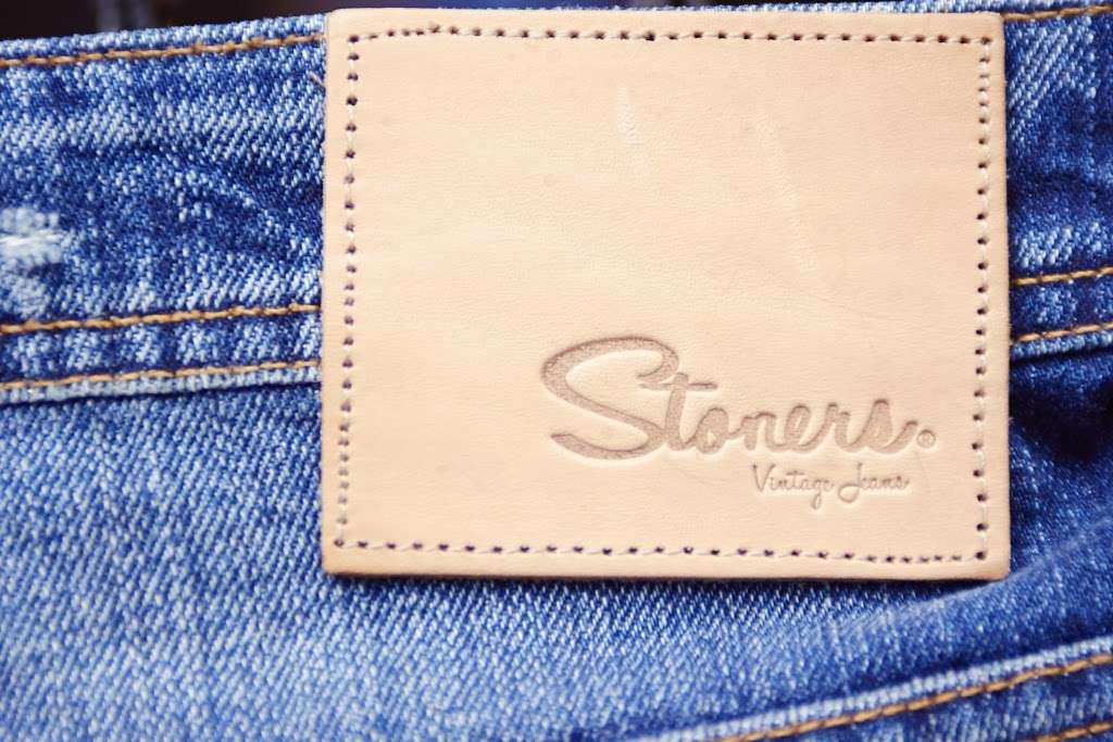 Stoners Vintage Jeans | 658 Griffith Rd #109, Charlotte, NC 28217, USA | Phone: (980) 288-4450