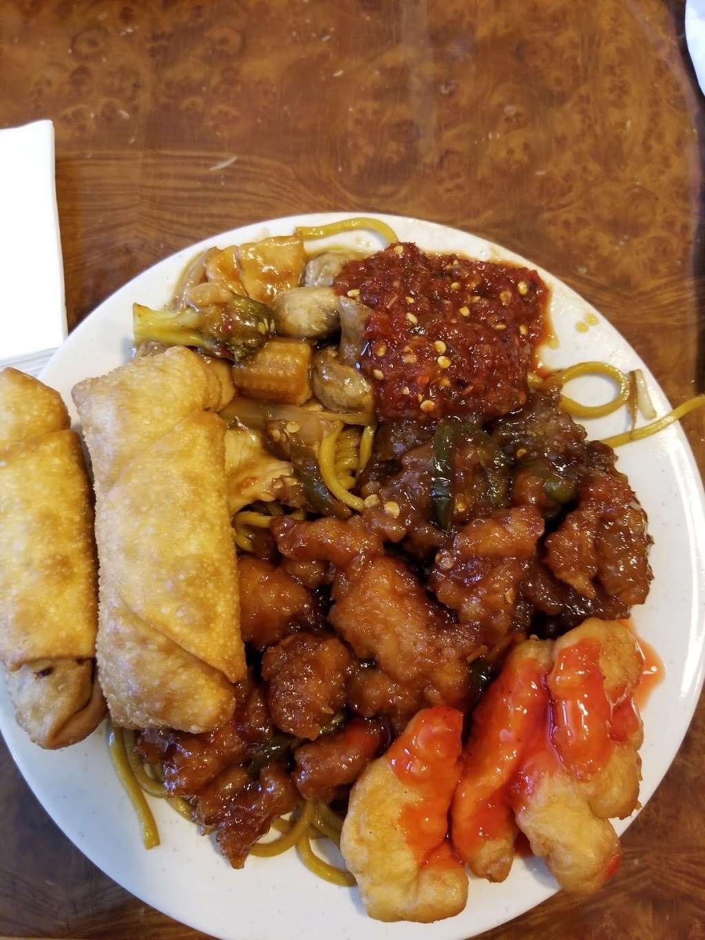 Joyce Lee China Buffet | 684 W Veterans Pkwy, Yorkville, IL 60560, USA | Phone: (630) 553-8988