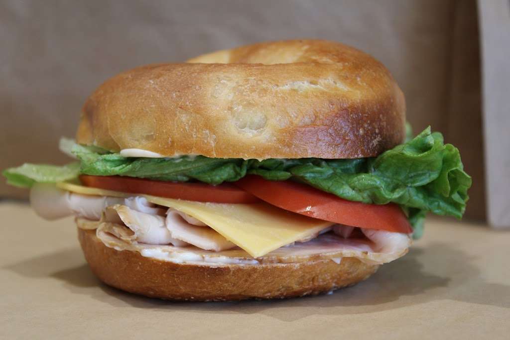 Meshuggah Bagels | 205 S Stewart Rd, Liberty, MO 64068 | Phone: (816) 781-8588